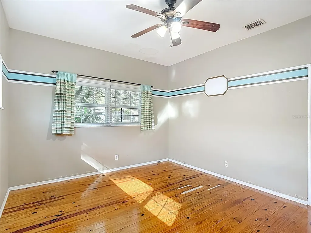 3002 W Arch Street Tampa FL 33607