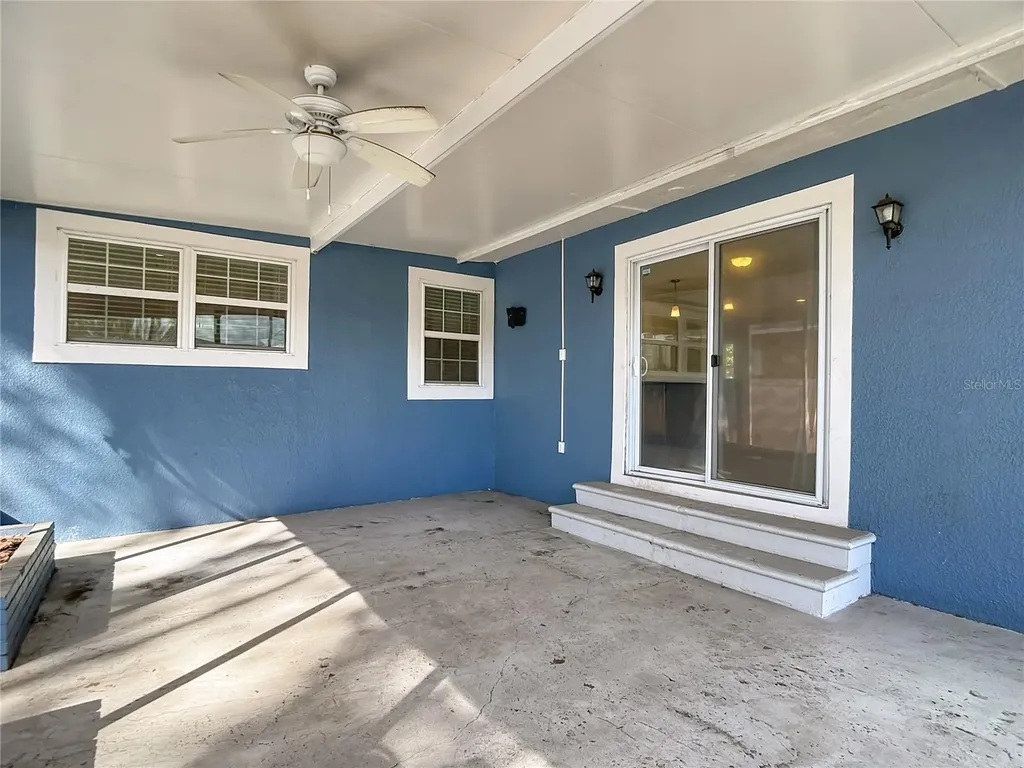3002 W Arch Street Tampa FL 33607