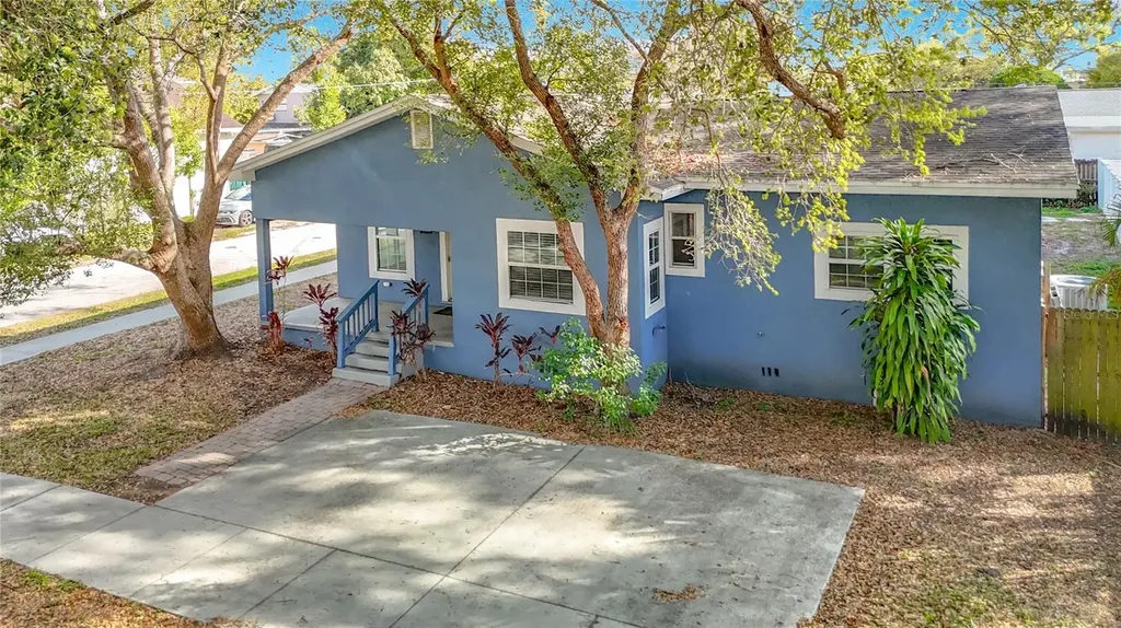 3002 W Arch Street Tampa FL 33607