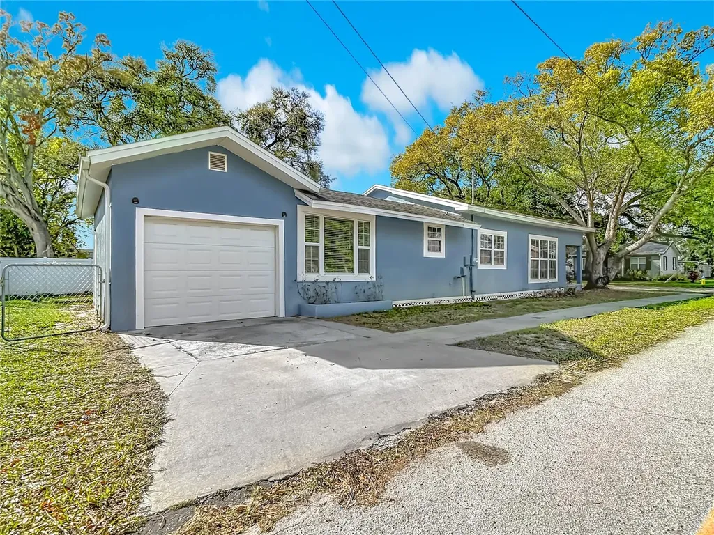 3002 W Arch Street Tampa FL 33607