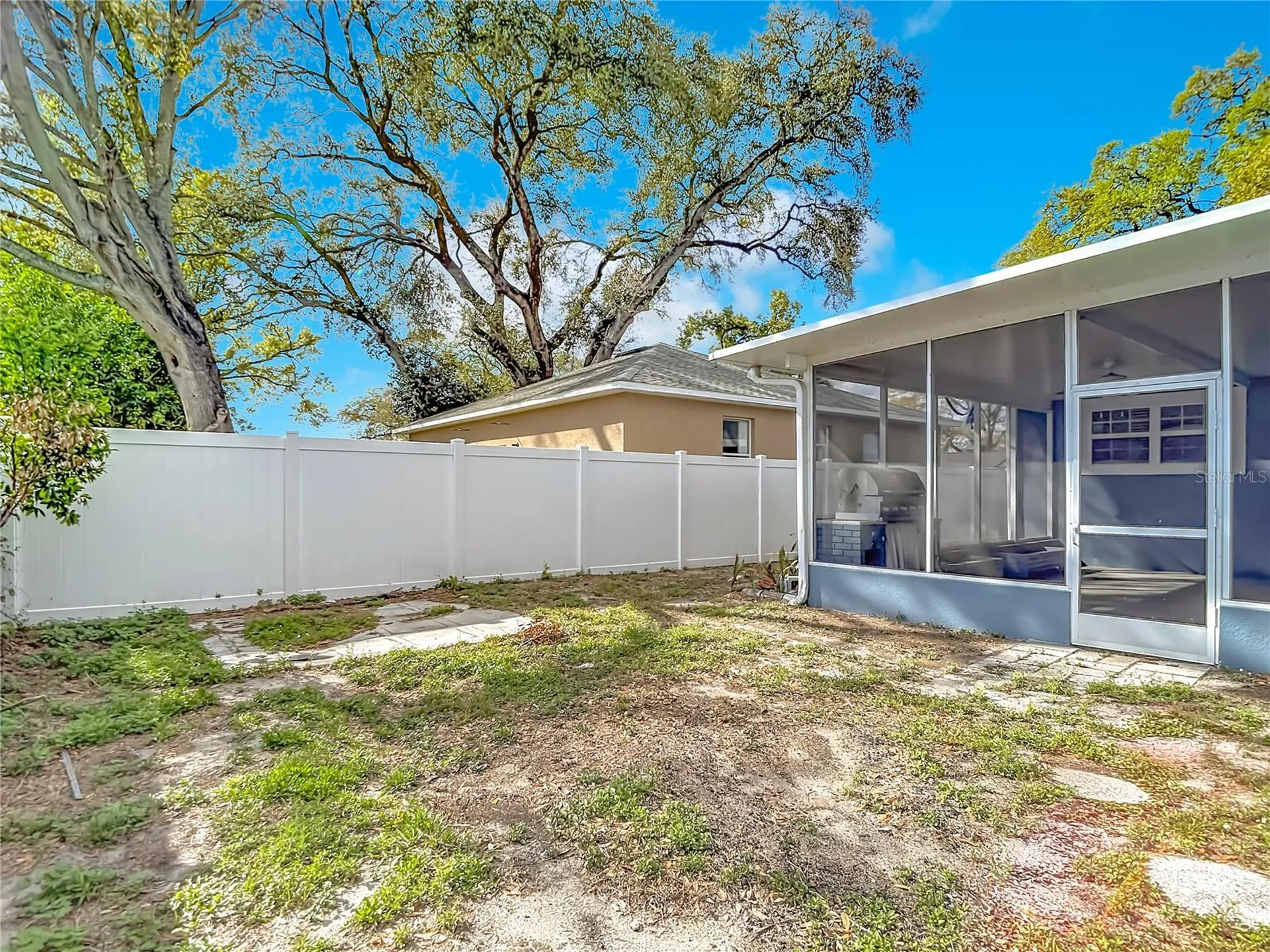 3002 W Arch Street Tampa FL 33607
