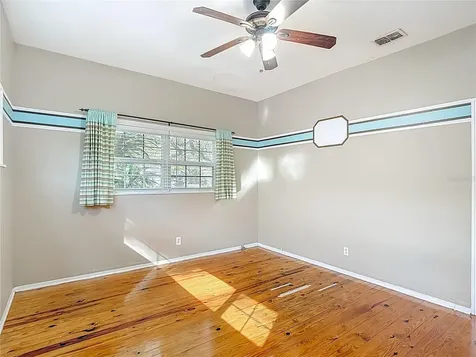 3002 W Arch Street Tampa FL 33607