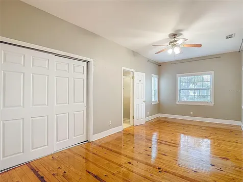 3002 W Arch Street Tampa FL 33607