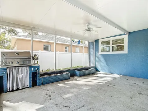 3002 W Arch Street Tampa FL 33607