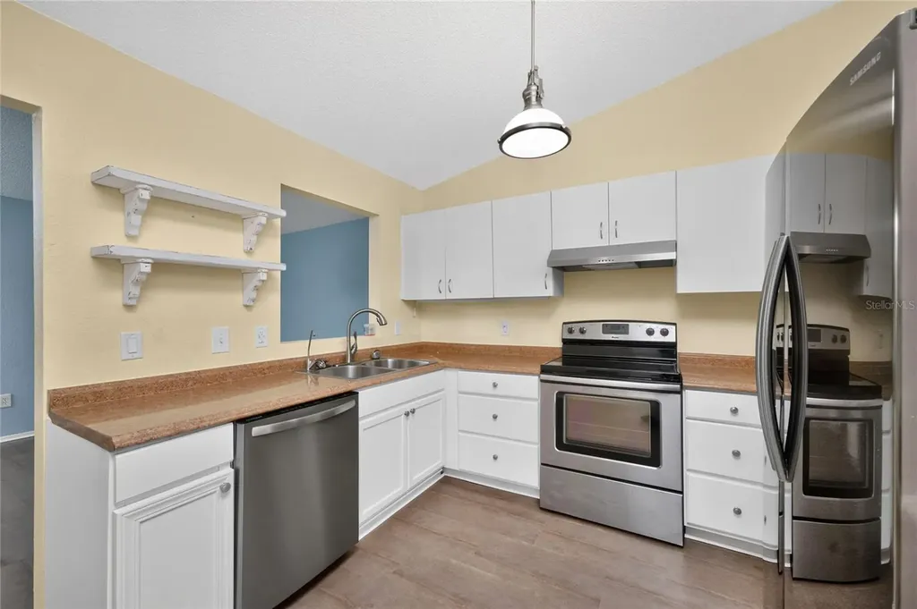 18407 Avon Avenue Port Charlotte FL 33948