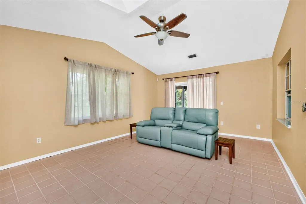 18407 Avon Avenue Port Charlotte FL 33948