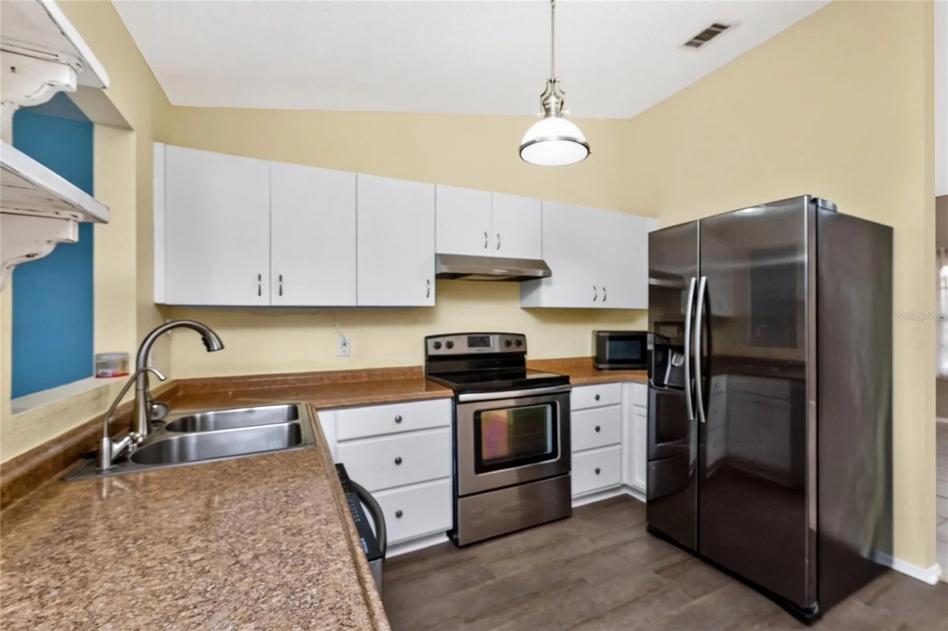 18407 Avon Avenue Port Charlotte FL 33948