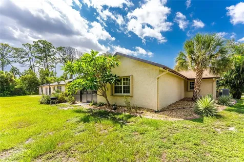 18407 Avon Avenue Port Charlotte FL 33948