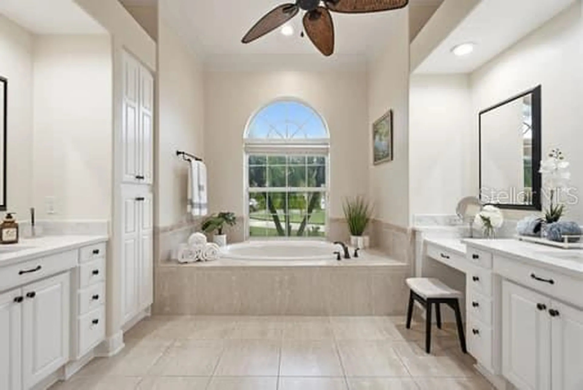 18655 Avenue Capri Lutz FL 33558