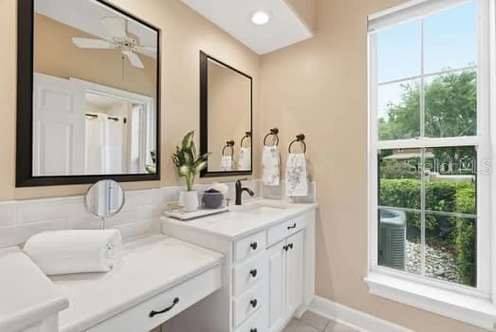 18655 Avenue Capri Lutz FL 33558