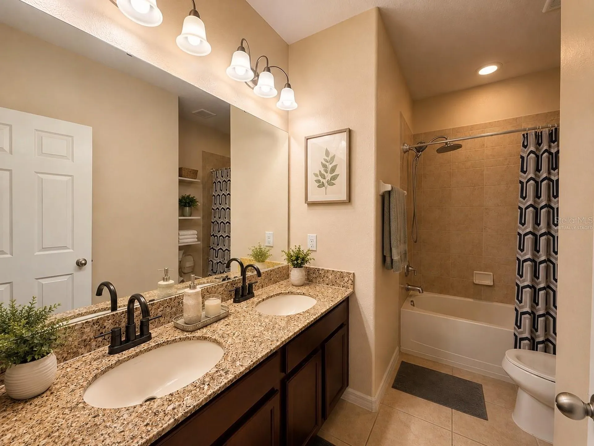 5169 Dove Tree Street Orlando FL 32811