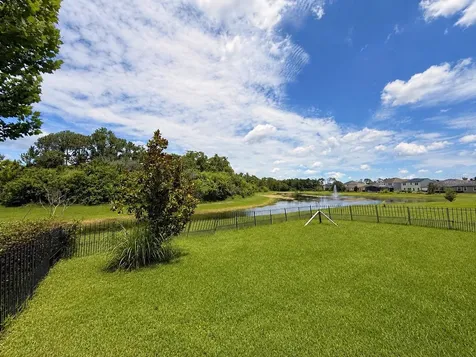 5169 Dove Tree Street Orlando FL 32811
