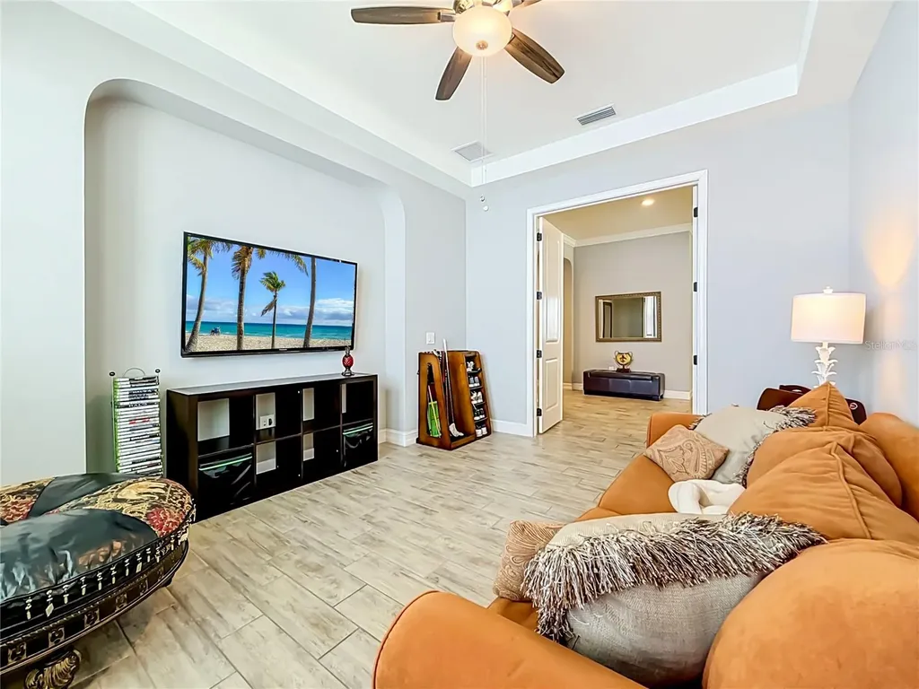 3504 Lands End Way Lutz FL 33548
