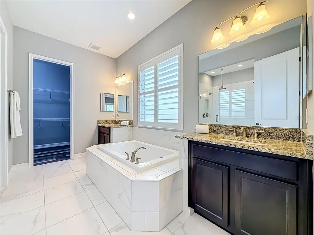 3504 Lands End Way Lutz FL 33548