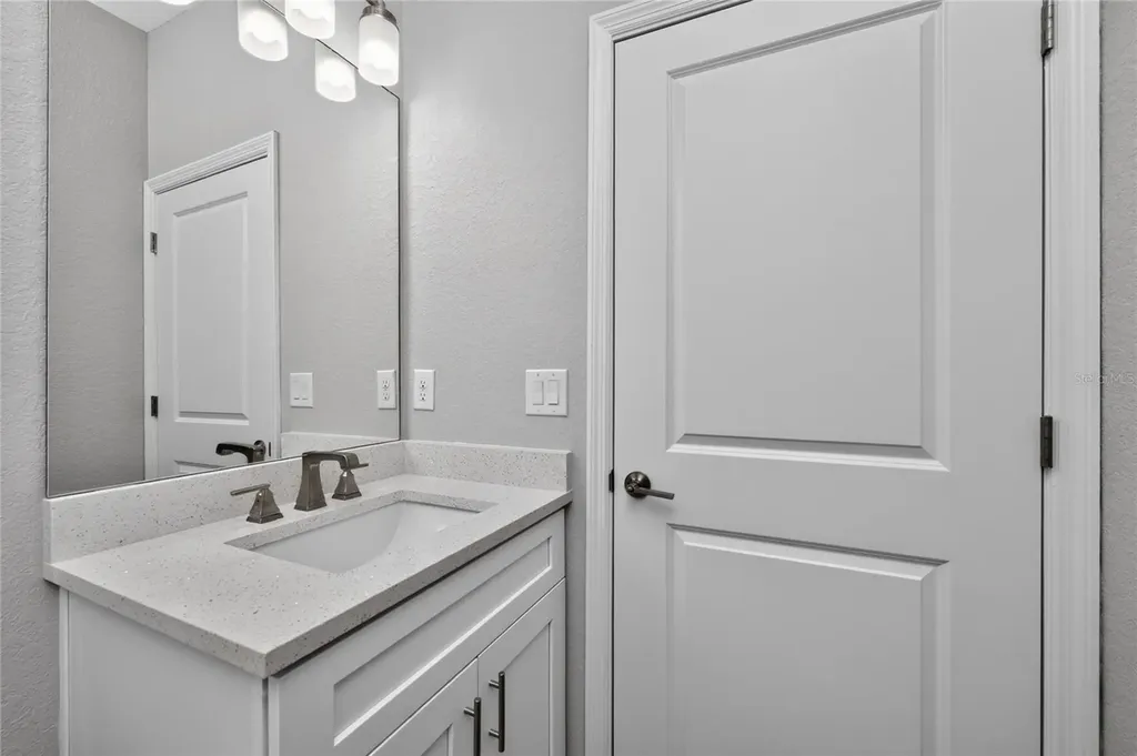 9590 Honeymoon Drive Port Charlotte FL 33981