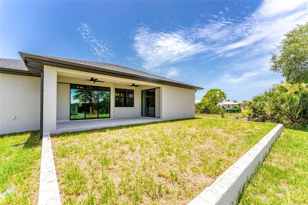 9590 Honeymoon Drive Port Charlotte FL 33981