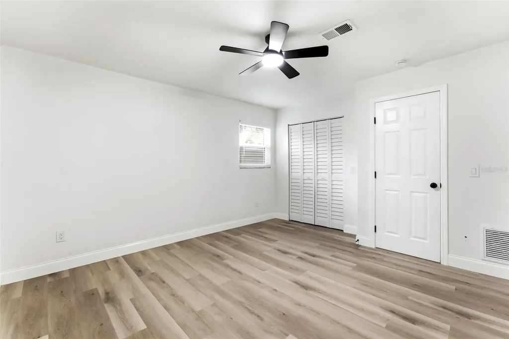 264 14th Street NW Largo FL 33770