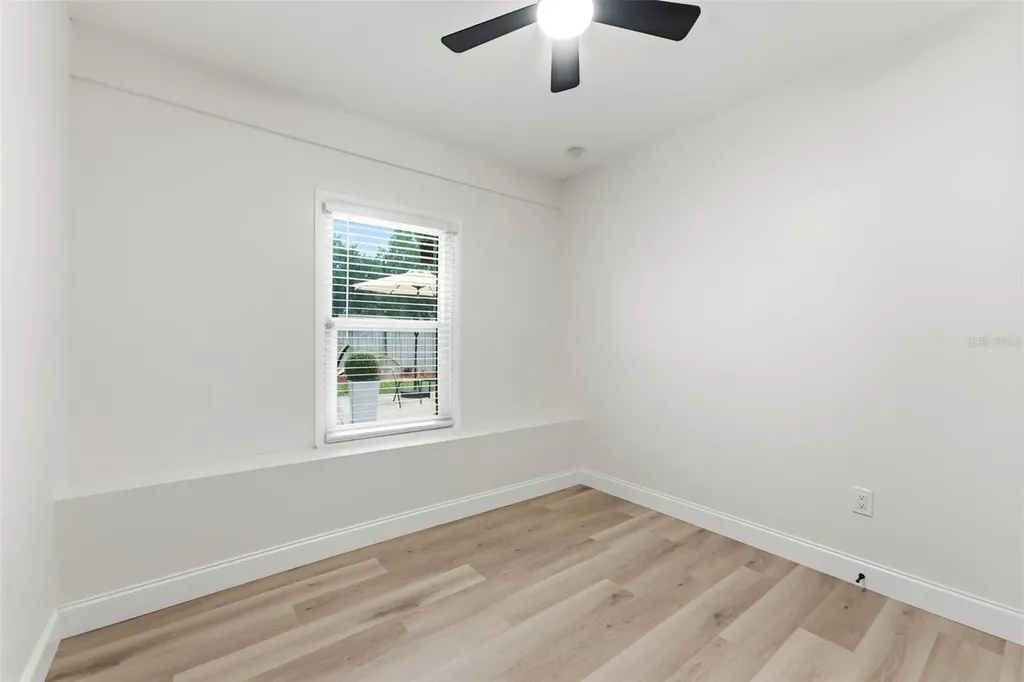 264 14th Street NW Largo FL 33770