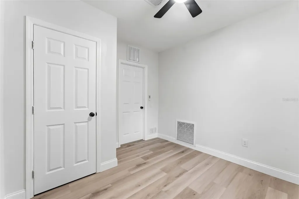 264 14th Street NW Largo FL 33770