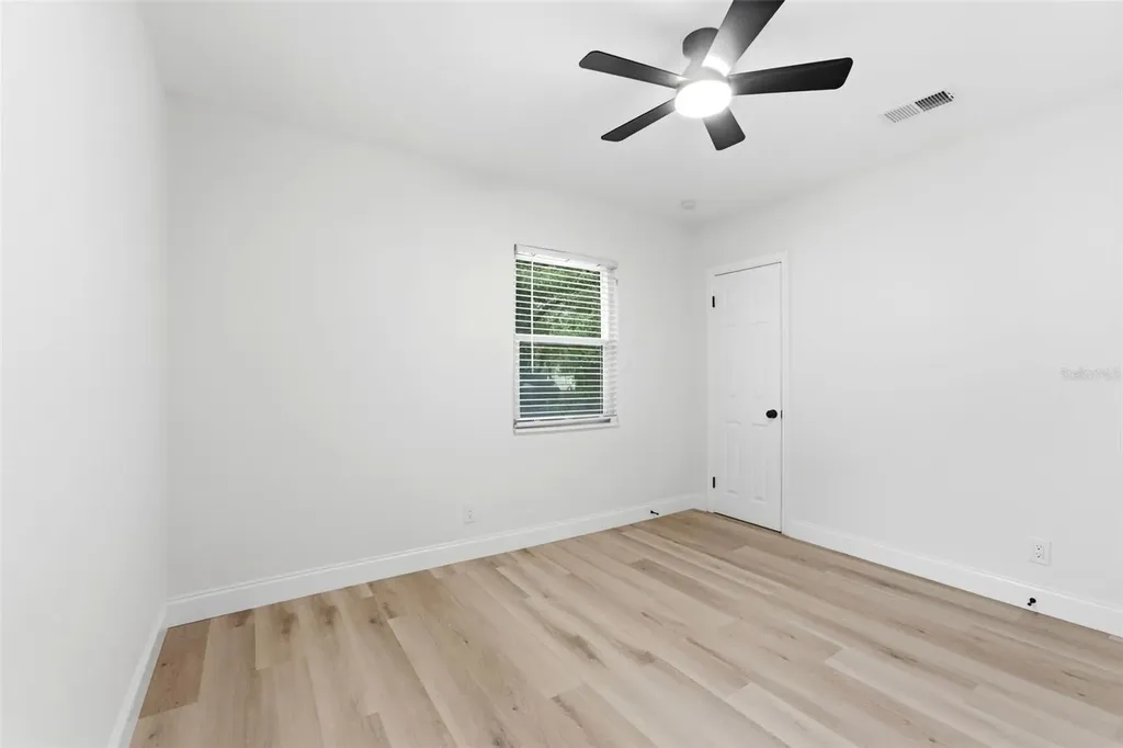 264 14th Street NW Largo FL 33770