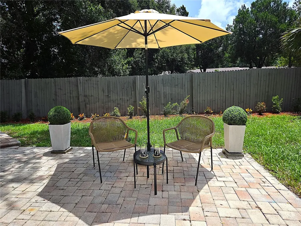264 14th Street NW Largo FL 33770