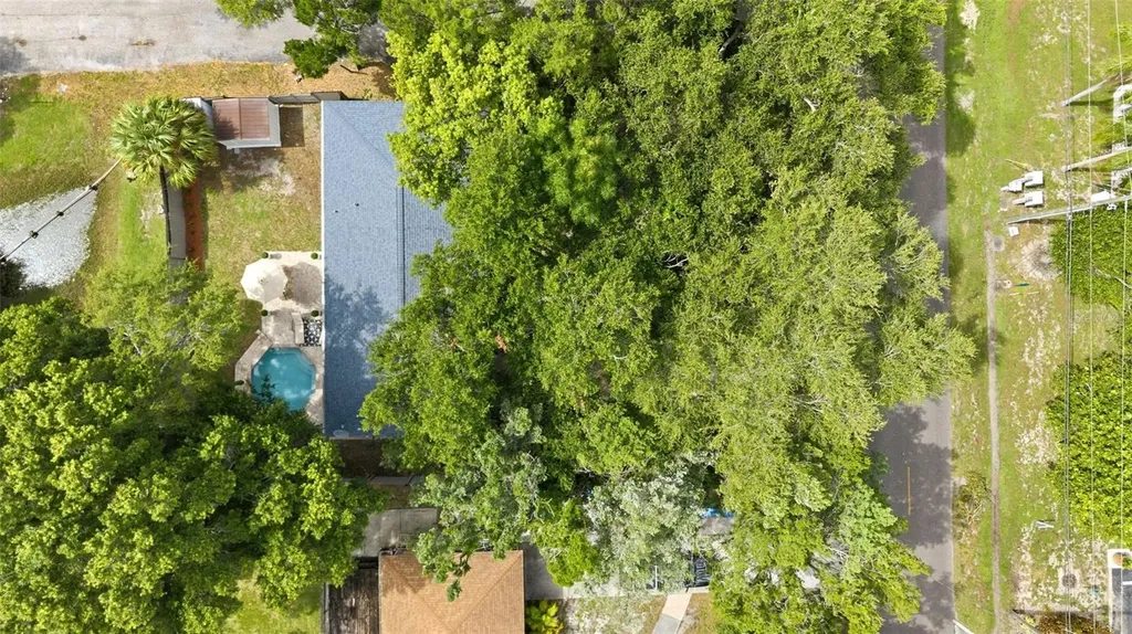 264 14th Street NW Largo FL 33770