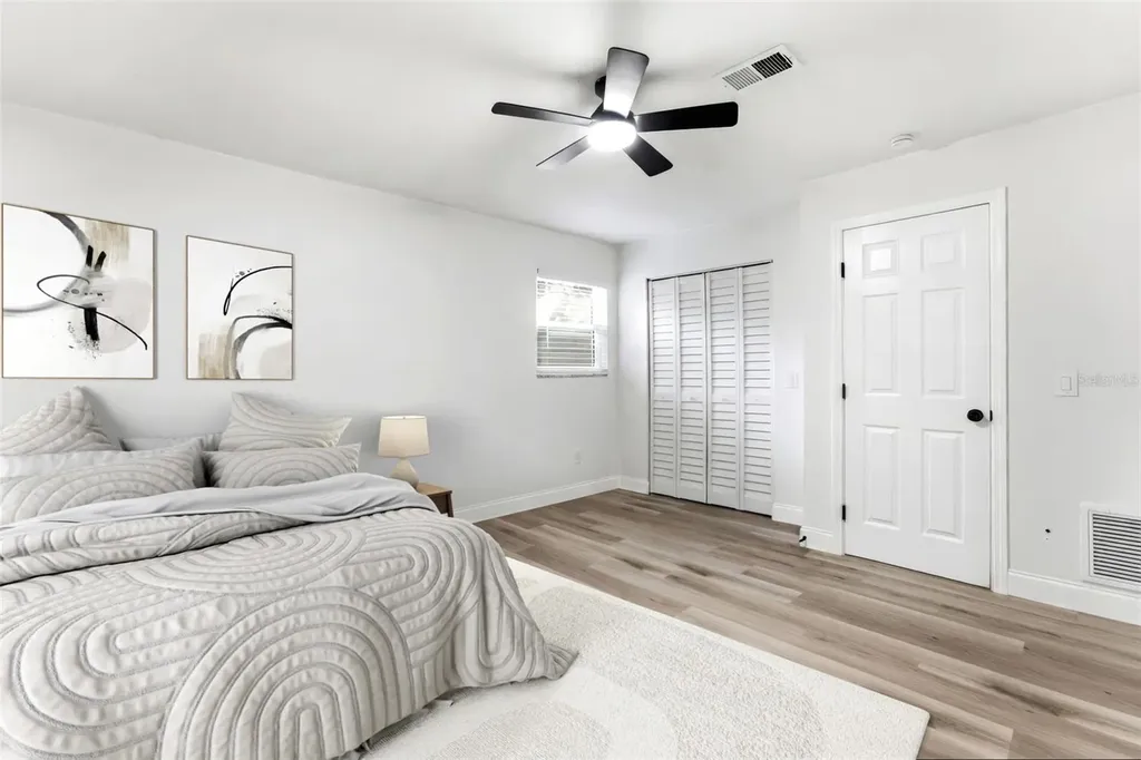 264 14th Street NW Largo FL 33770