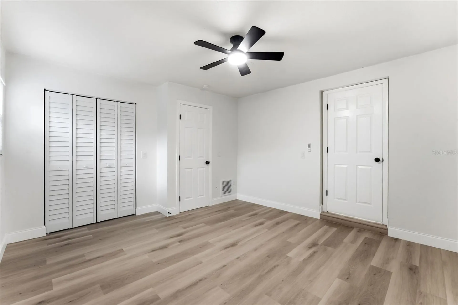 264 14th Street NW Largo FL 33770