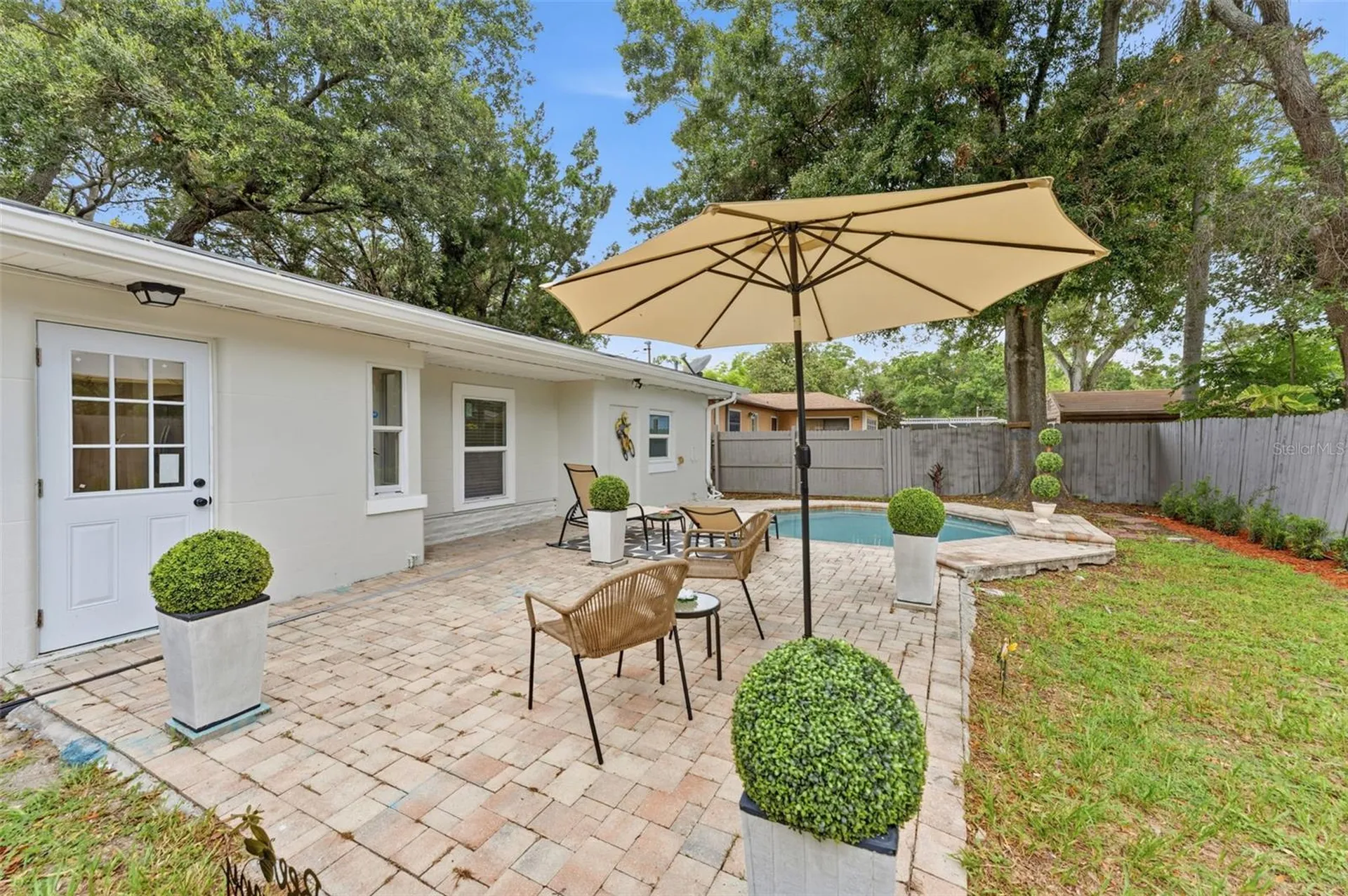 264 14th Street NW Largo FL 33770