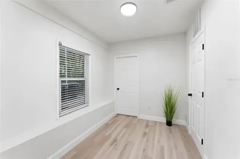 264 14th Street NW Largo FL 33770