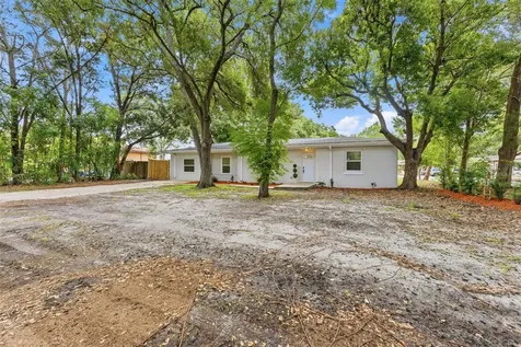264 14th Street NW Largo FL 33770