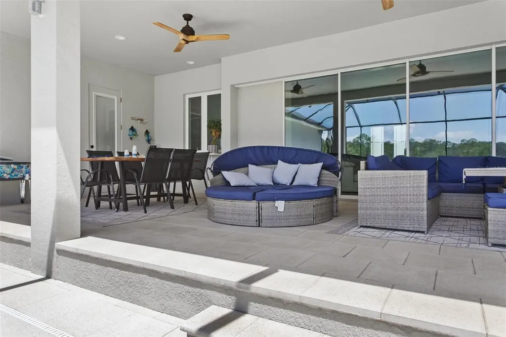 8408 Woodleaf Boulevard Wesley Chapel FL 33544