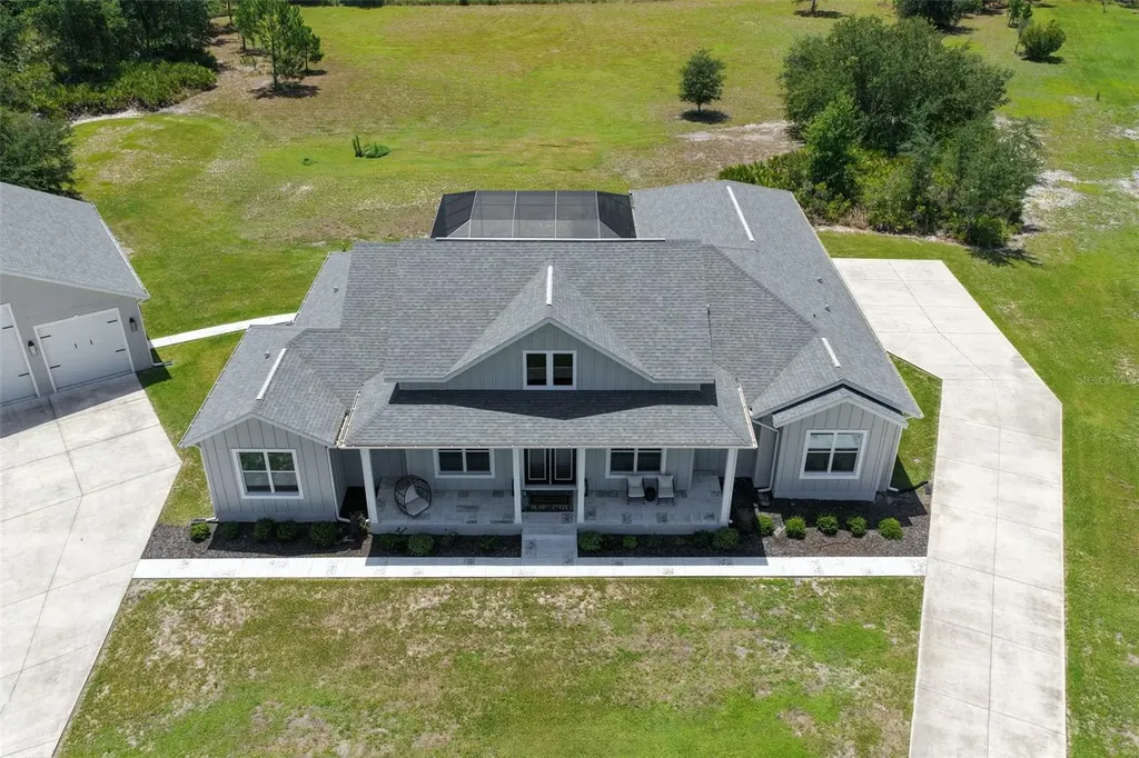 8408 Woodleaf Boulevard Wesley Chapel FL 33544