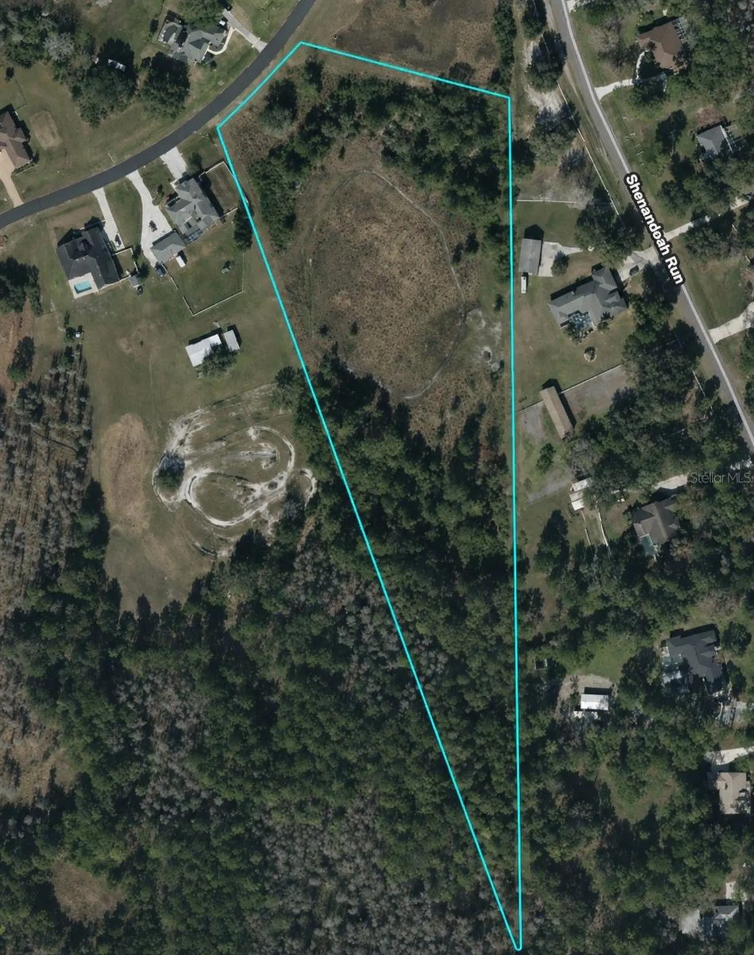 8408 Woodleaf Boulevard Wesley Chapel FL 33544