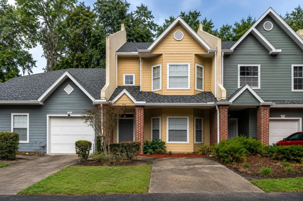 4946 NW 1st Place Gainesville FL 32607