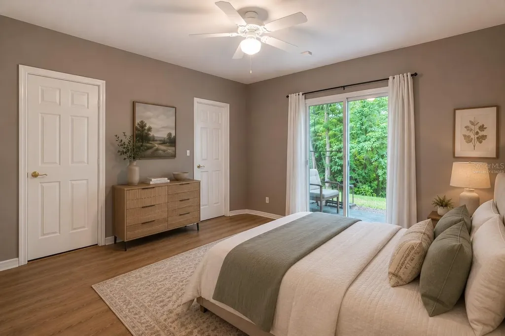 4946 NW 1st Place Gainesville FL 32607