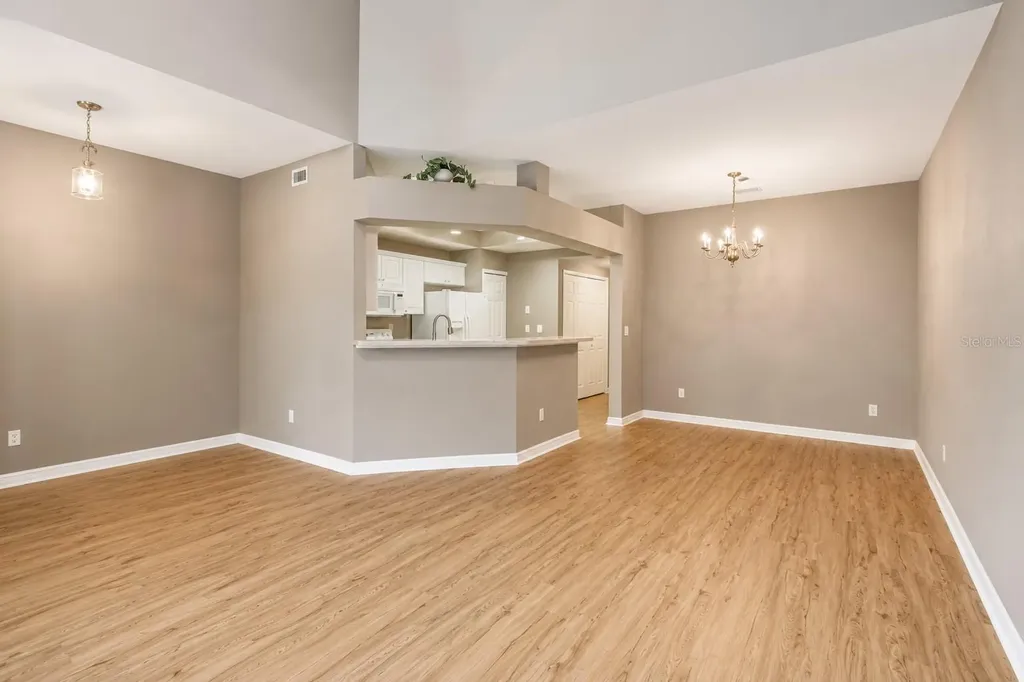4946 NW 1st Place Gainesville FL 32607