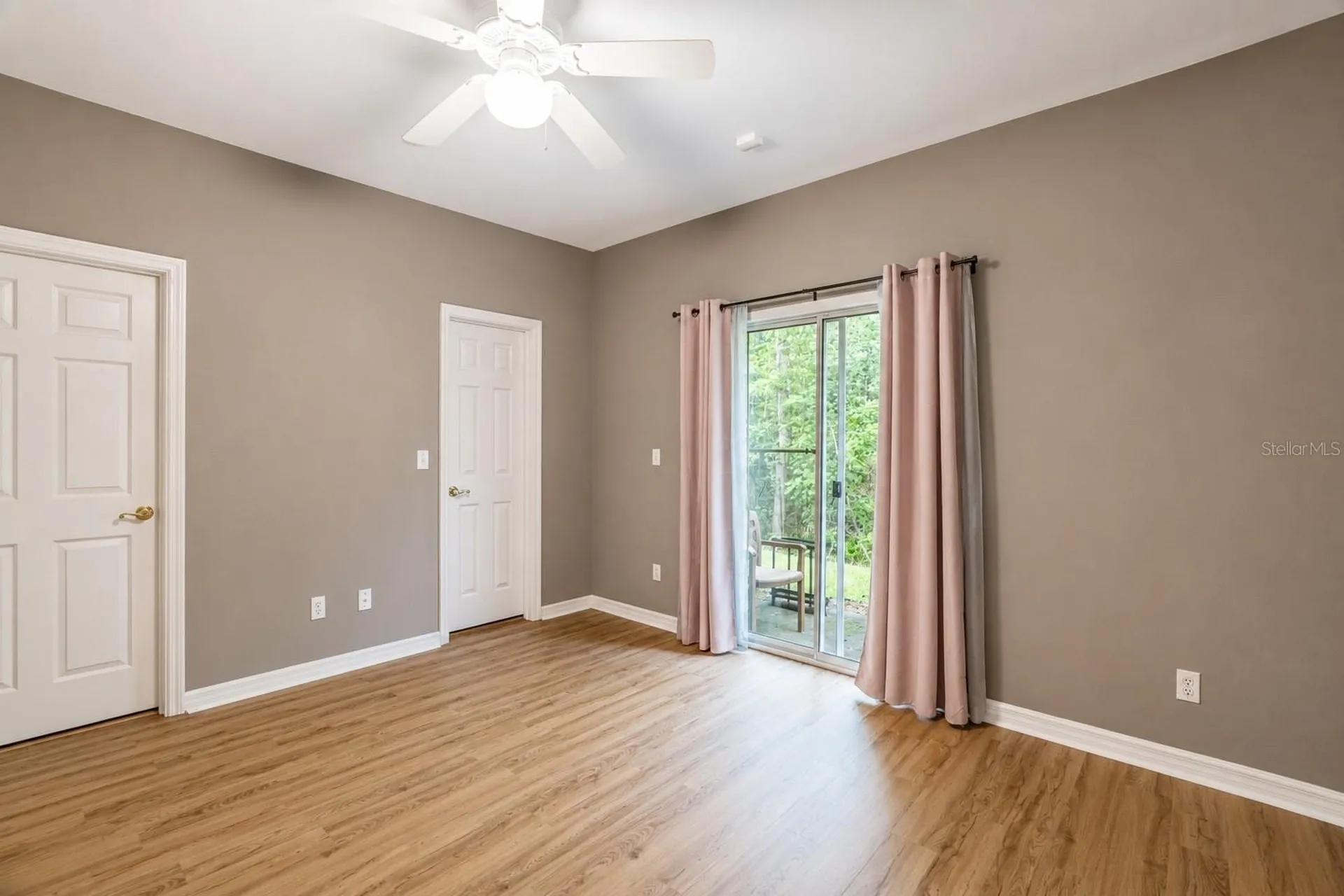 4946 NW 1st Place Gainesville FL 32607