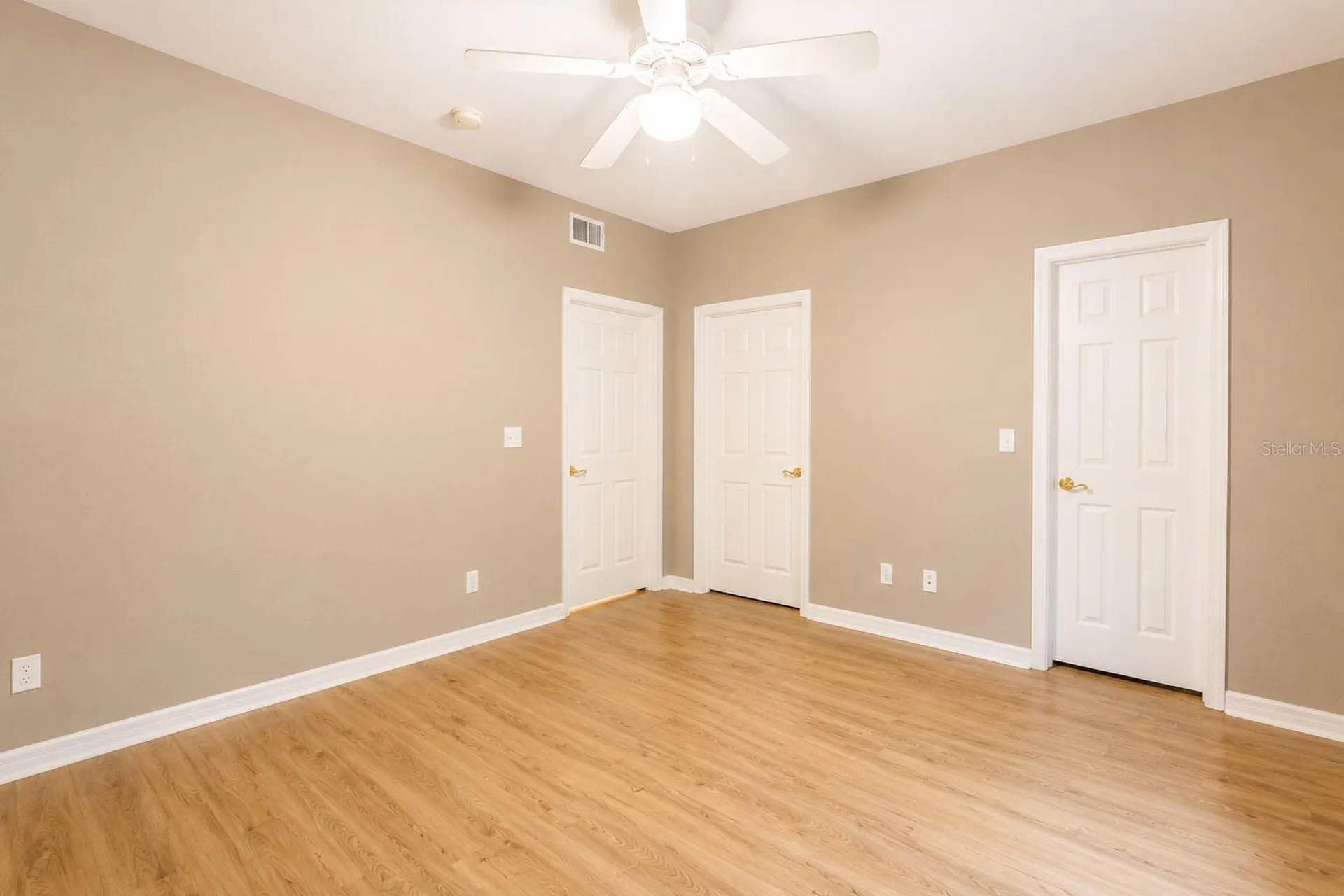 4946 NW 1st Place Gainesville FL 32607
