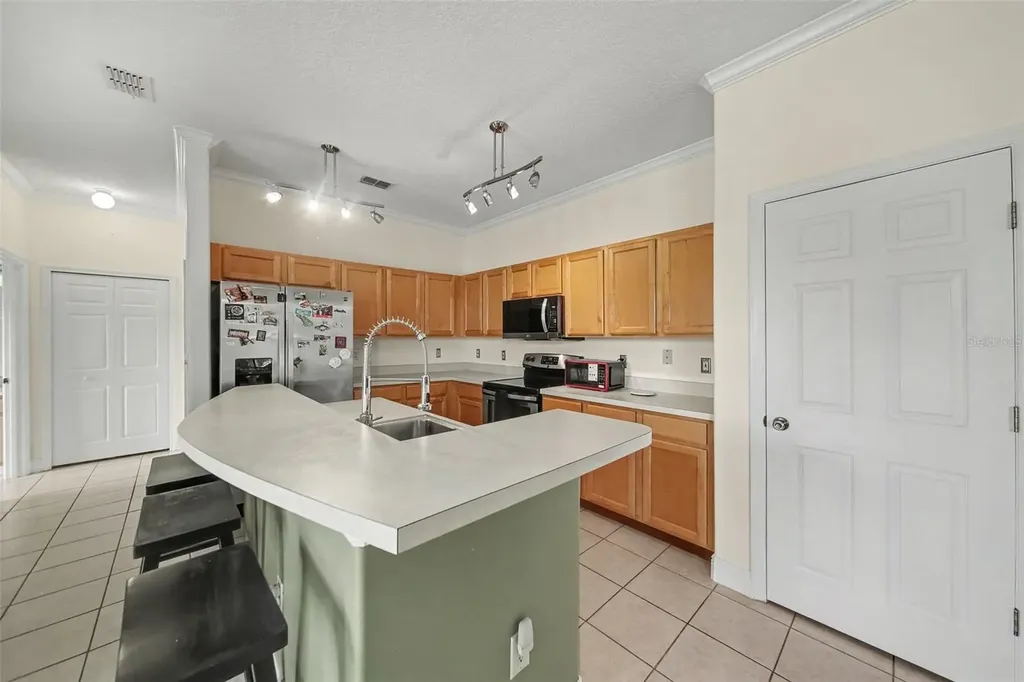 246 Brightview Drive Lake Mary FL 32746