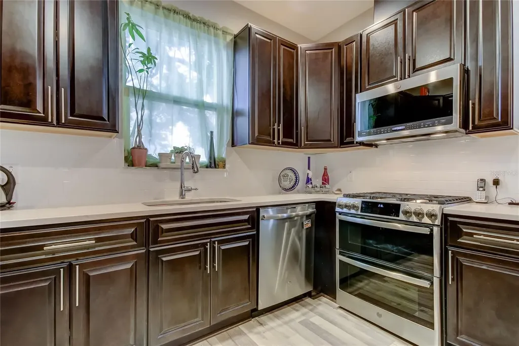 426 Birdsong Lane Dunedin FL 34698
