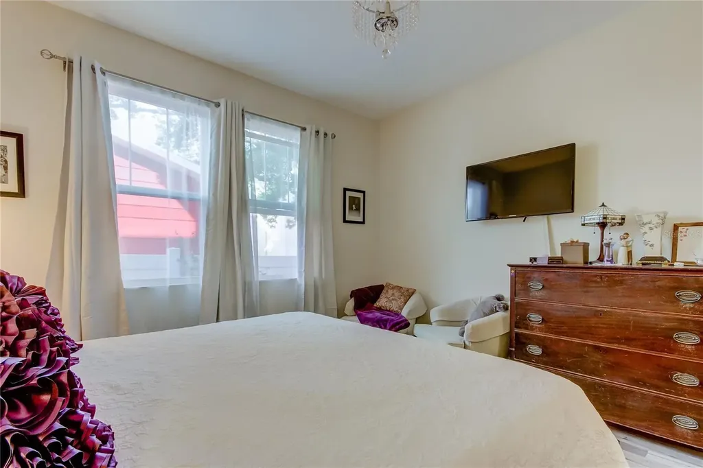 426 Birdsong Lane Dunedin FL 34698