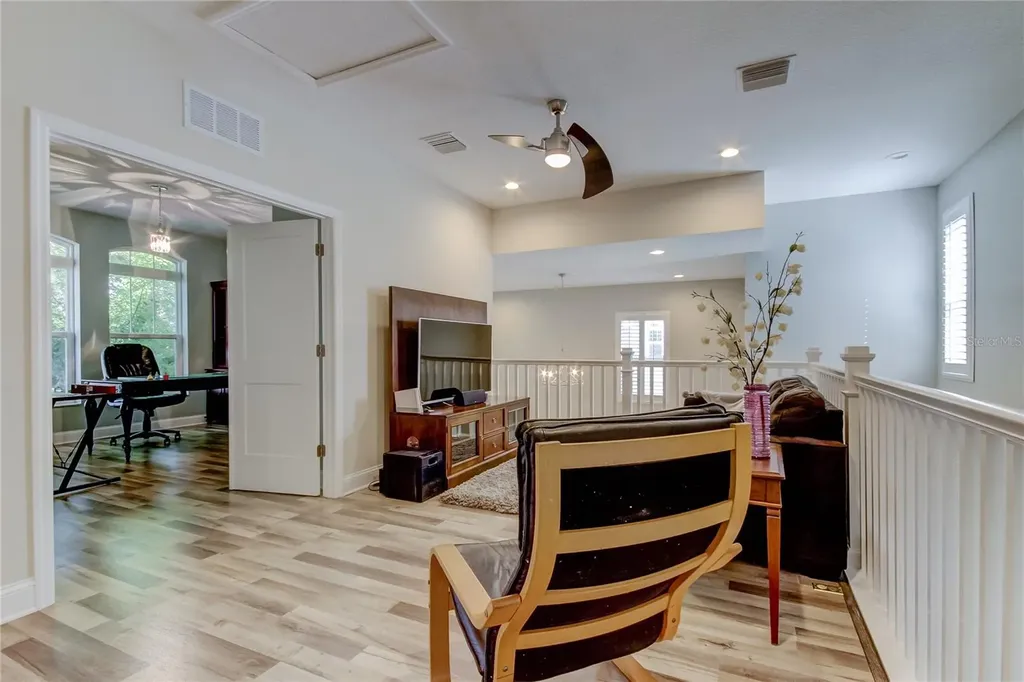 426 Birdsong Lane Dunedin FL 34698