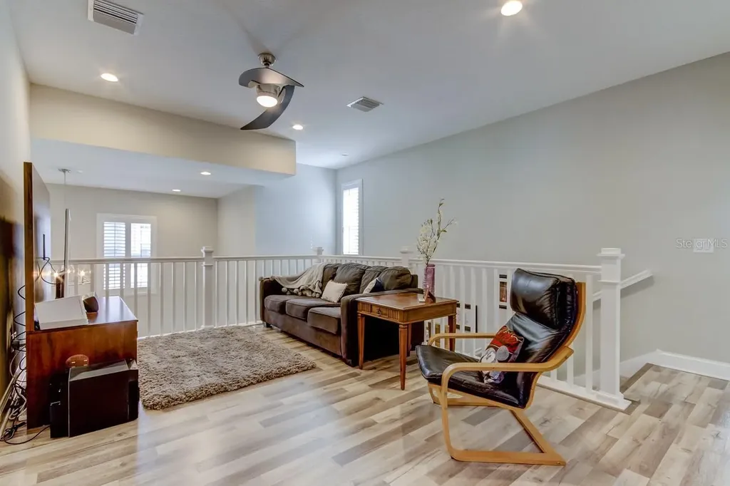 426 Birdsong Lane Dunedin FL 34698