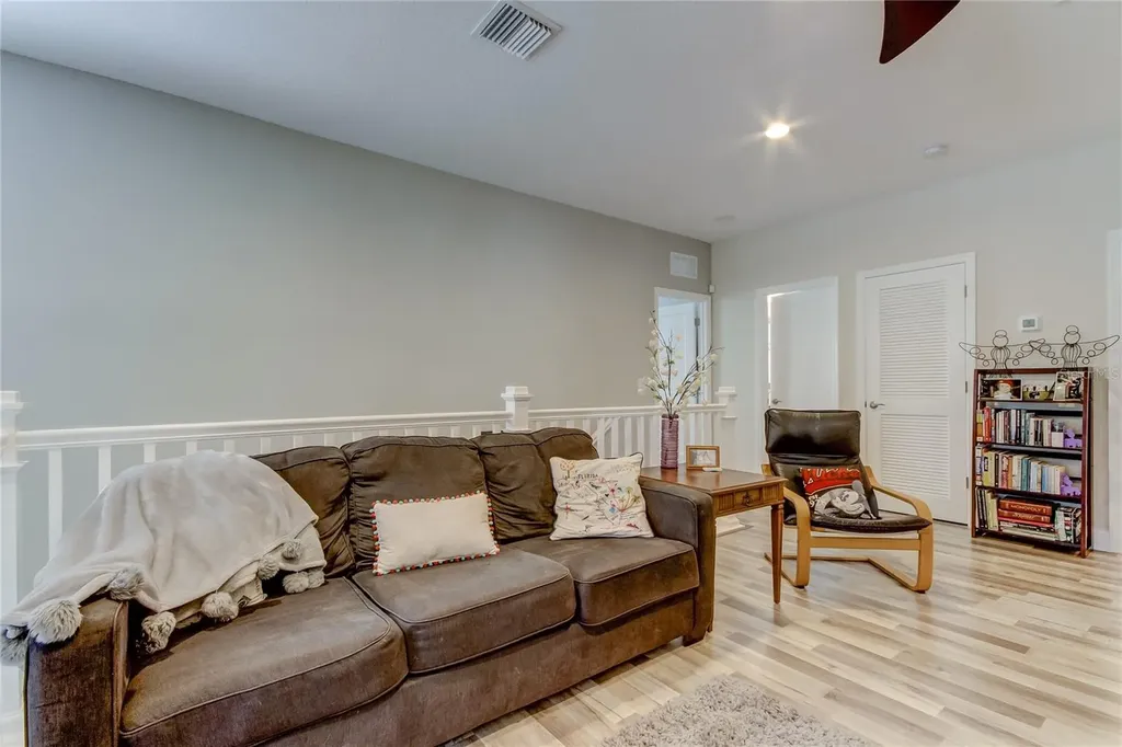 426 Birdsong Lane Dunedin FL 34698