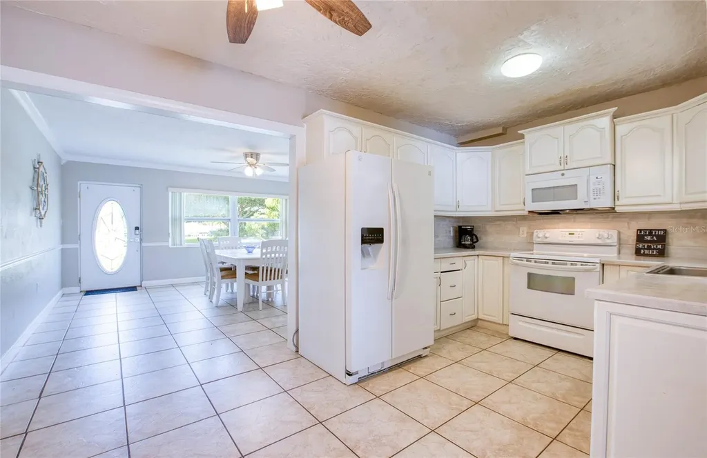 5213 97th Way N St Petersburg FL 33708