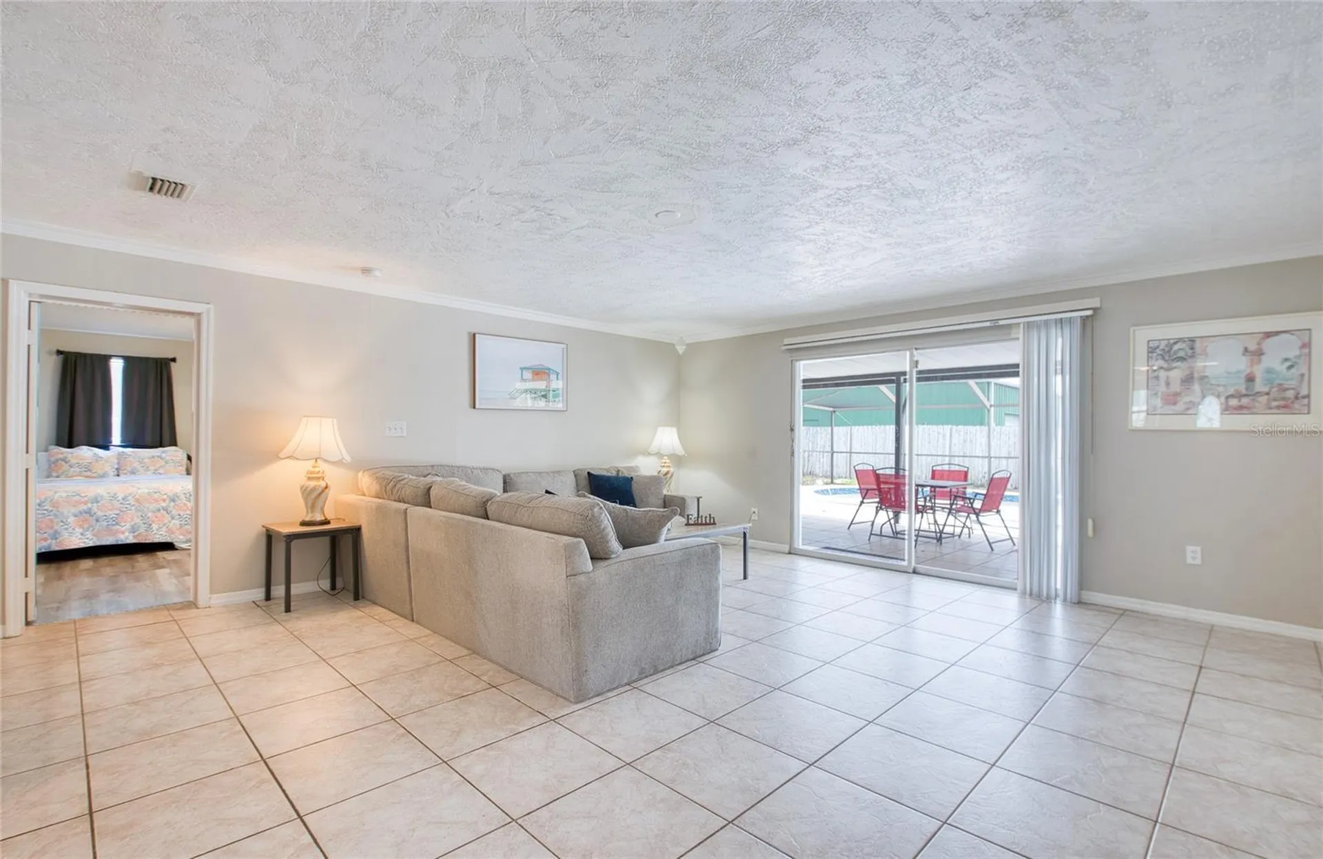 5213 97th Way N St Petersburg FL 33708