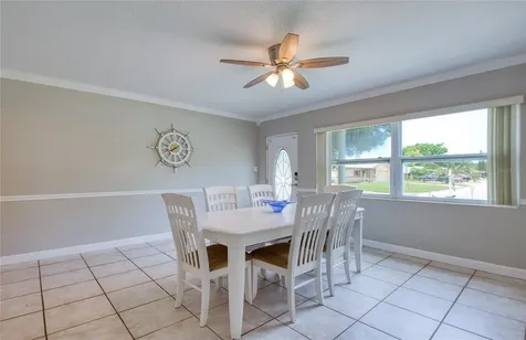 5213 97th Way N St Petersburg FL 33708