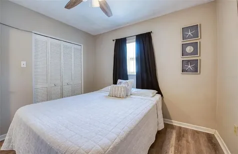 5213 97th Way N St Petersburg FL 33708
