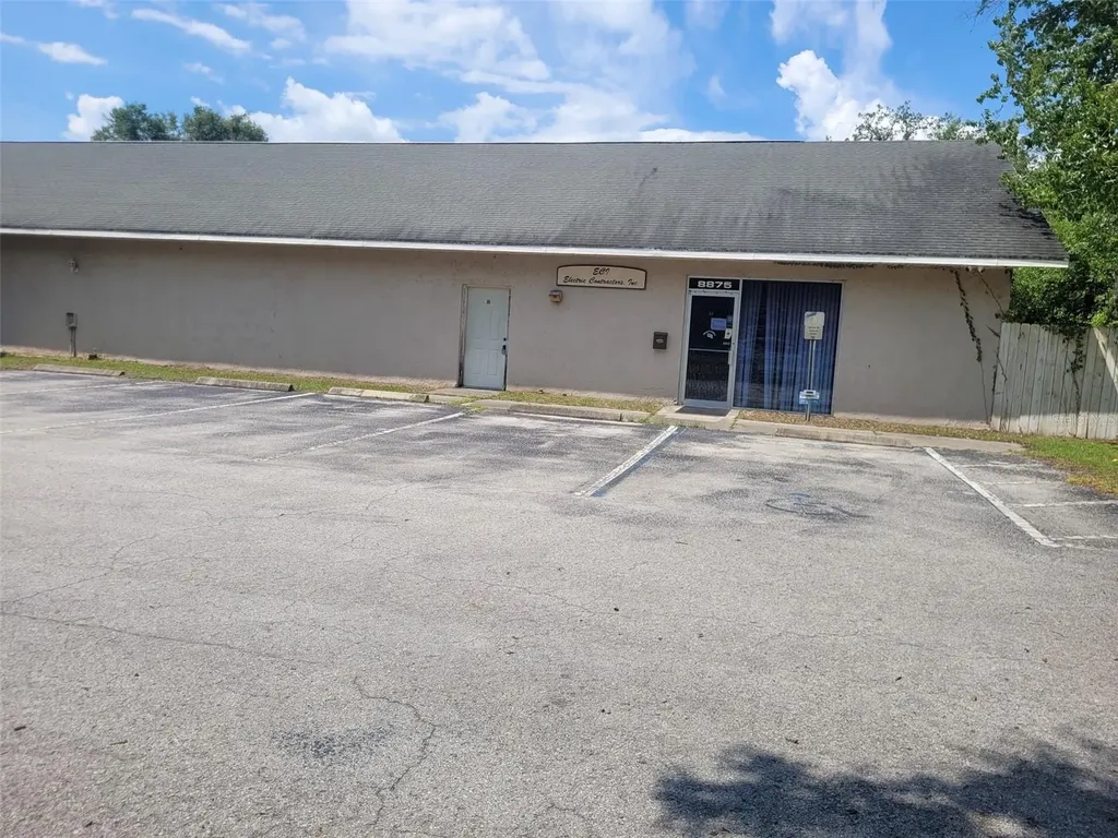 8875 E Highway 25 Belleview FL 34420